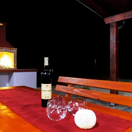 Komfortables Haus Im Olivenhain Tatil Evi Valtura