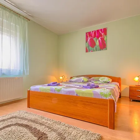 Komfortables Haus Im Olivenhain Tatil Evi *